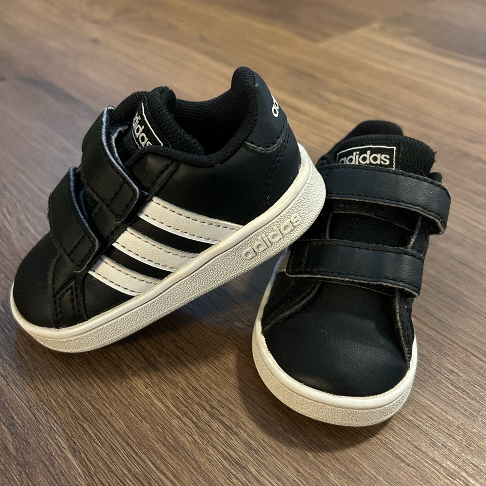 Adidas Court Kids Black and White Velcro Sneakers